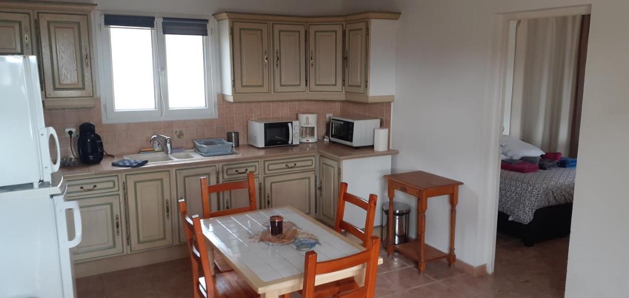 Maisonnette Au Pied De La Garrigue Villa Bernis Buitenkant foto